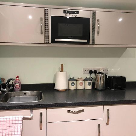Cosy 1 Bed Garden Annexe Apartment Colchester Ngoại thất bức ảnh